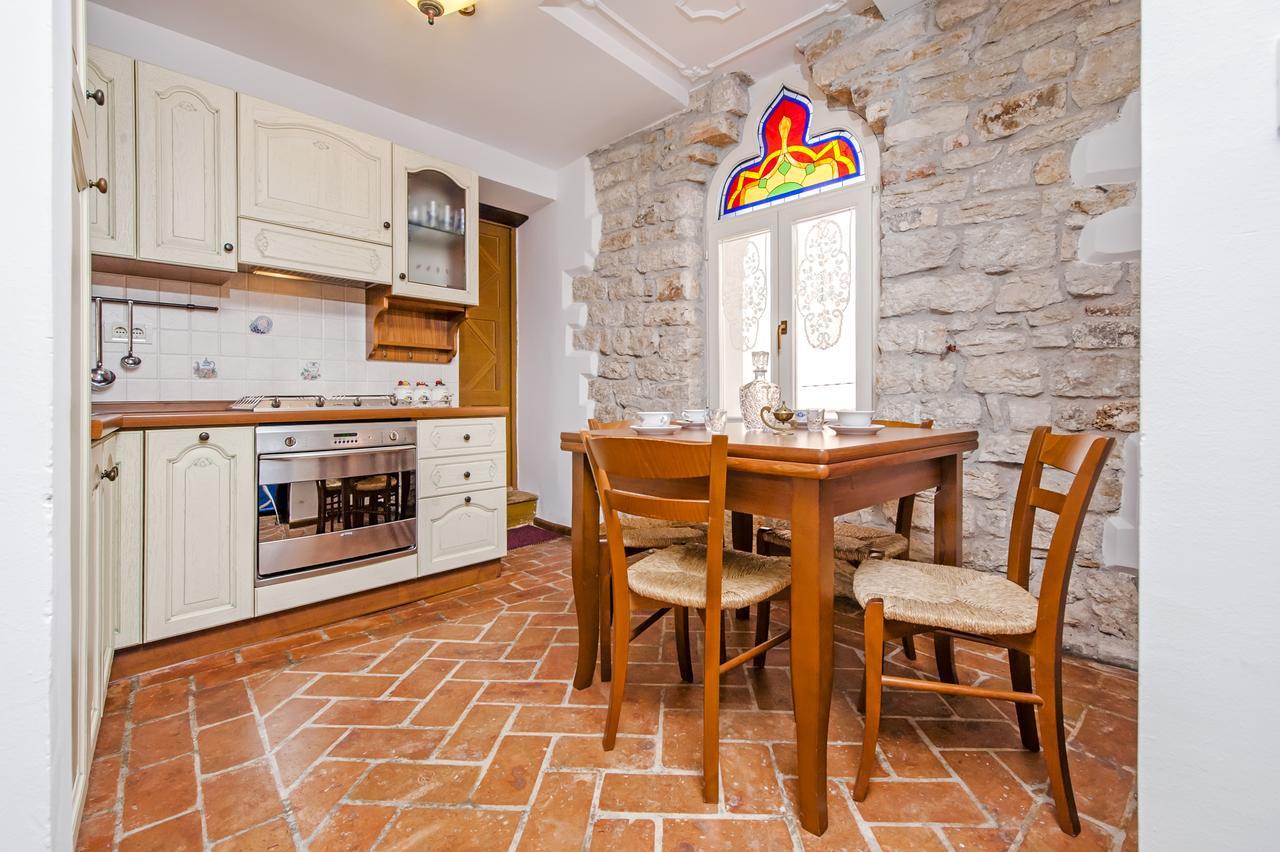 Apartments Casa Rubeus Rovinj Exterior photo
